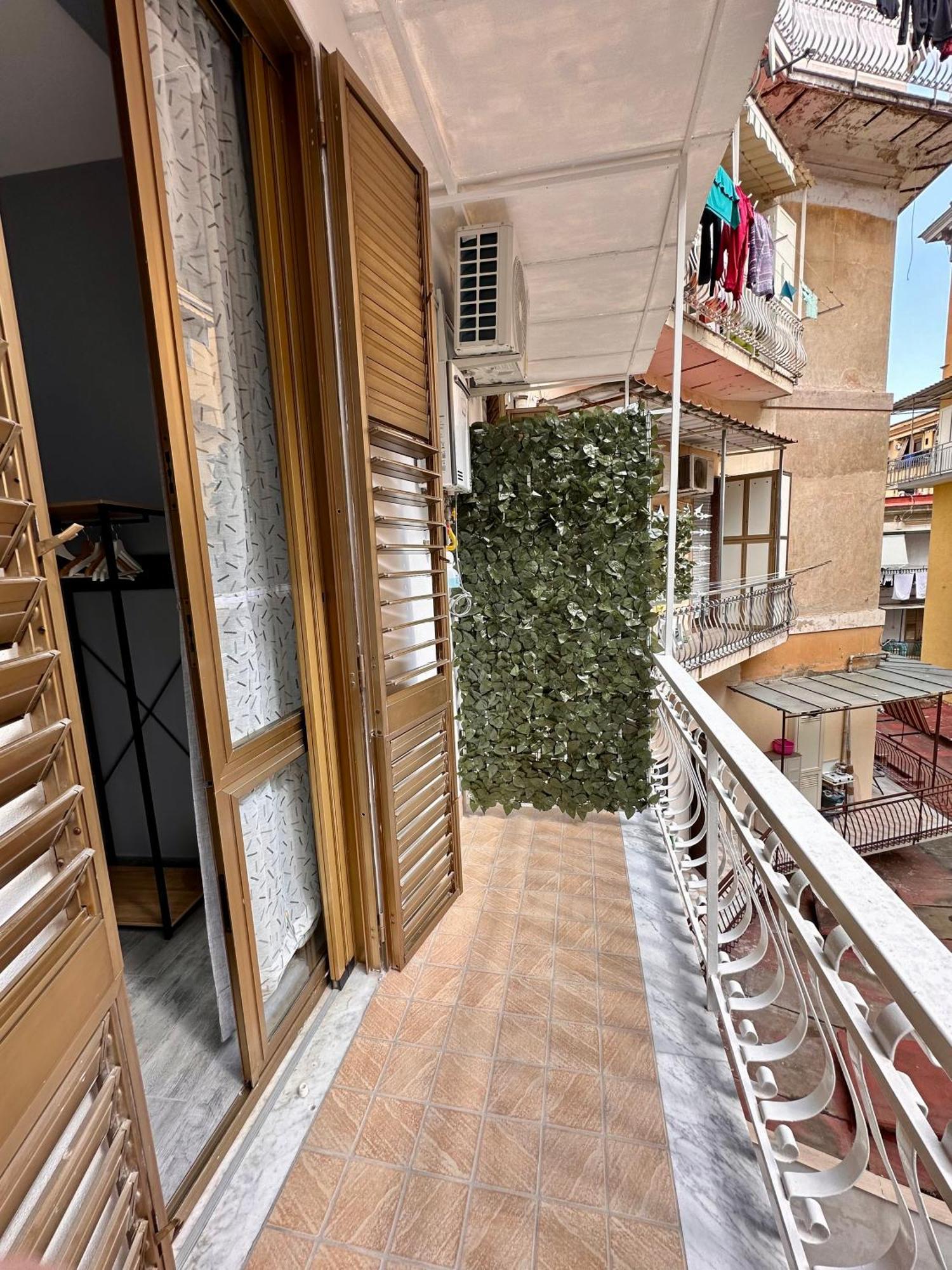 B&B I Tre Santi Napoli Exterior foto